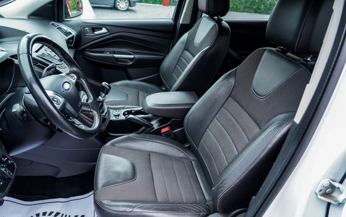 Ford Kuga cena 51900 przebieg: 247500, rok produkcji 2014 z Ozimek małe 781